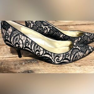GUESS KITTEN HEEL EMBROIDERED LACE SHOES FANCY!